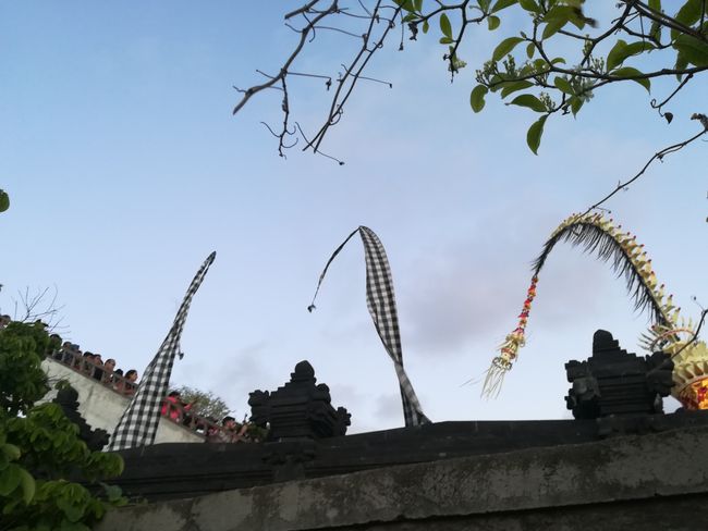 Bali - Insel der 1000 Tempel & Götter