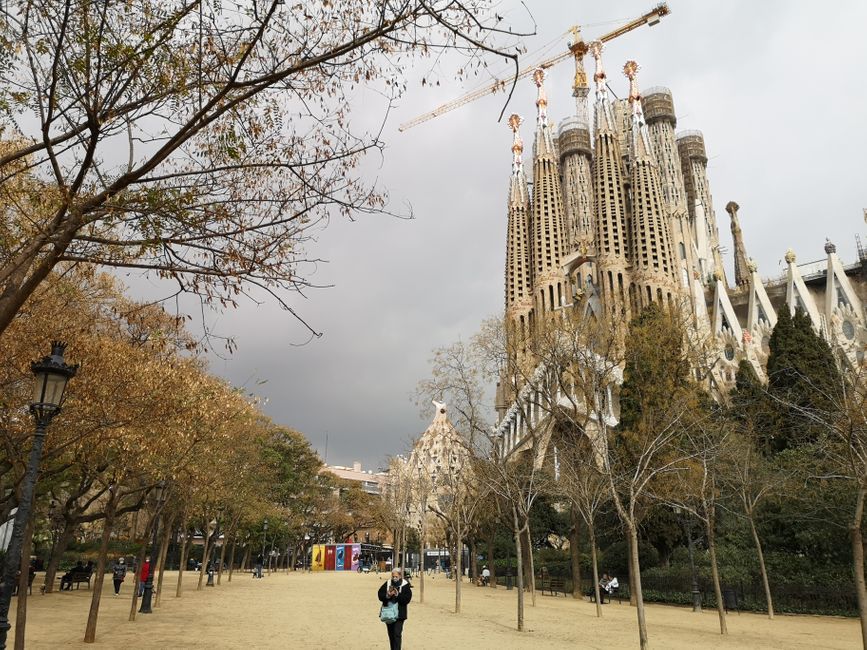 la Sagrada Familia es realmente impresionante, como siempre dicen