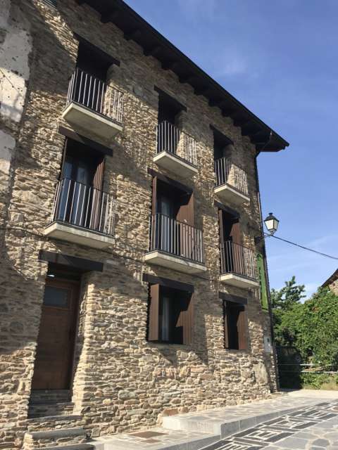 3rd Day Tirvia-Andorra la Vella (Centric Atiram Hotel)