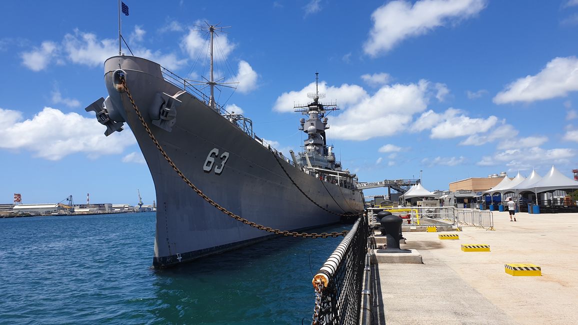 USS Missouri a me Waikiki Beach, La 20