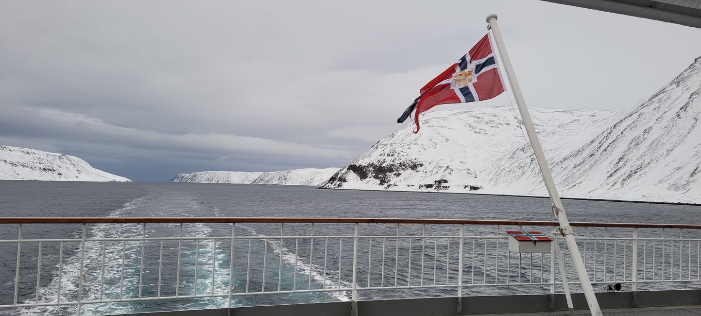 1-14 February 2023 Hurtigruten
Coast 6th February