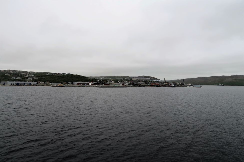 Entering the port of Kirkenes.