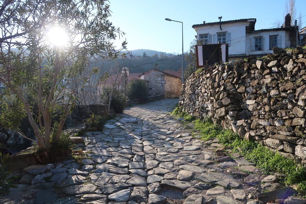 Old road in Sirince