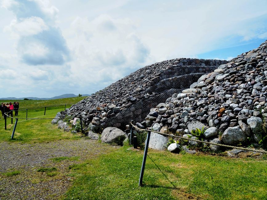 Ruins, salmon, megalithic tombs, shanty festival, and further on the Wild Atlantic Way to Donegal.