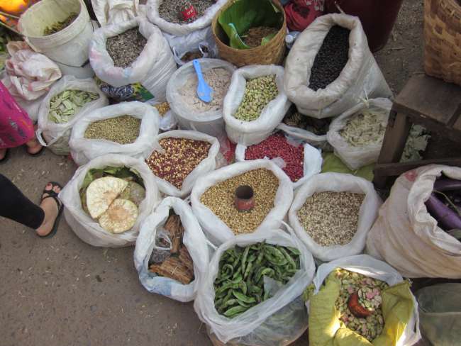 Market in Kalaw