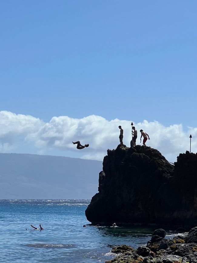 Cliff jumpers