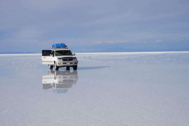 Our jeep in the salt flat