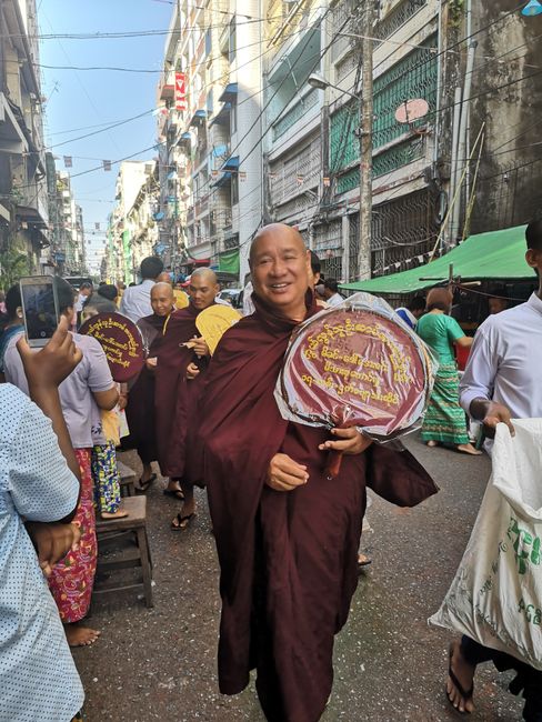 Zwangsläufig geht es ein zweites Mal nach Yangon