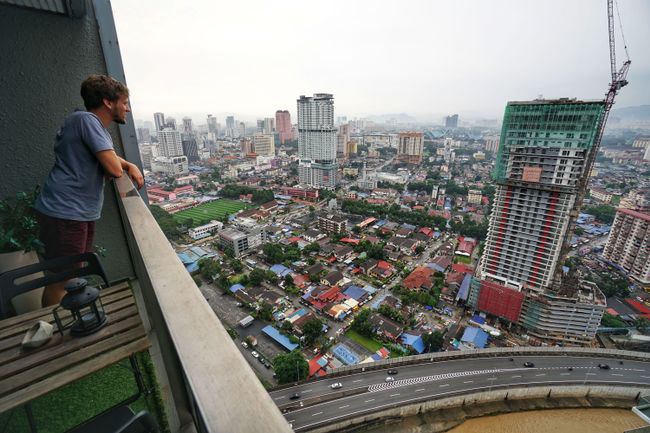 In Kuala Lumpur sprießen die Wohnblocks aus dem Boden 