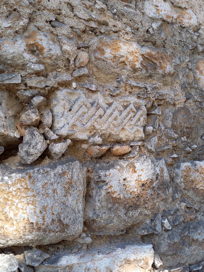 Überreste der Maya, verbaut im Jesuiten-Dom