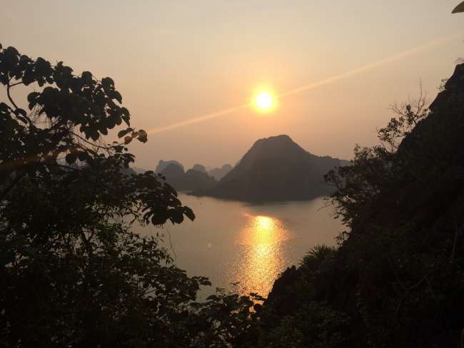 Vietnam - HaLong Bay, Phong Nah