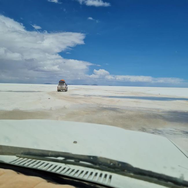 15. 3. 2023 až 16. 3. 2023 – Uyuni a soľné jazero Uyuni / Bolívia