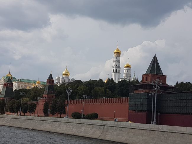 Boat trip of the Kremlin
