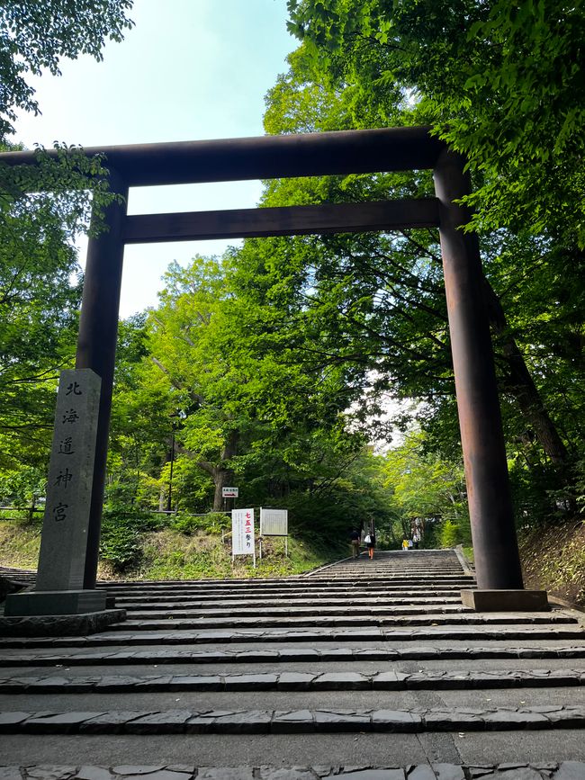 Eingang zum Hokkaido Shrine