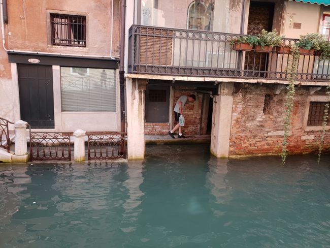 Venice 2.
