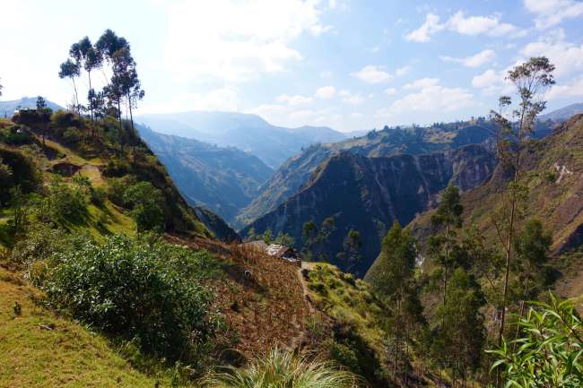 Hiking the Quilotoa Loop - Baños - Cuenca