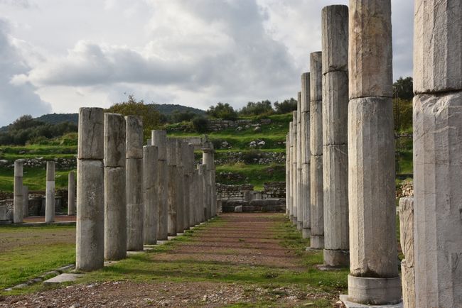 Die Tempelanlage in Messene stellvertretend für ca. 76 Ruinen auf unserem Trip
