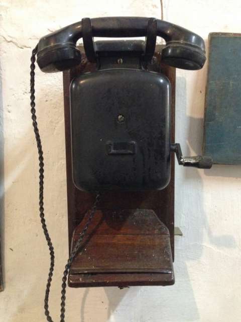 Telephone from the 2. World War