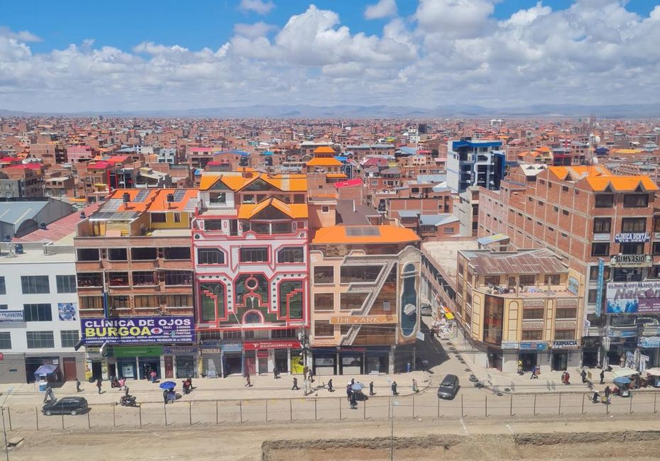 mit der Seilbahn zwischen den Straßen von El Alto