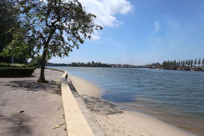 A small beach by the river.
