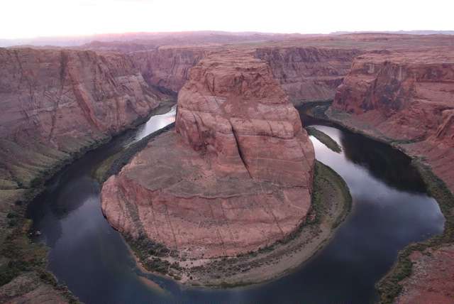 Full view of Horse Shoe Bend