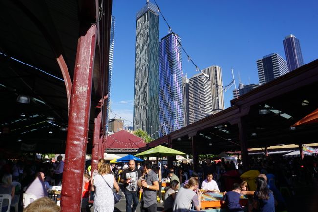 Victoria Market, Melbourne - nach einem langen Tag über den Markt schlendern und Leckereien genießen 