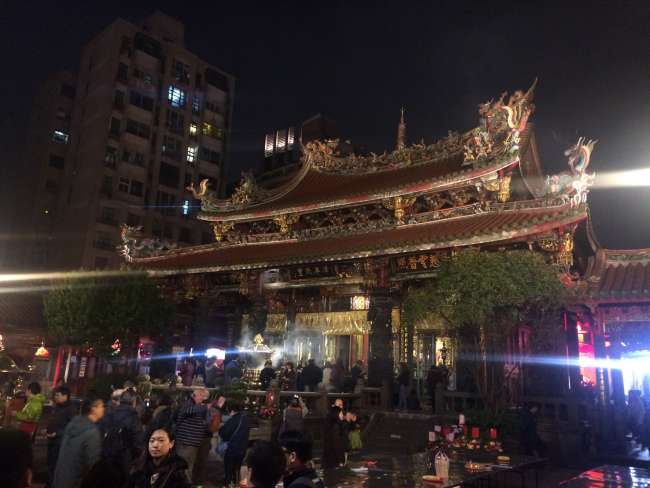 Taipei + Lantern Festival in Pingxi
