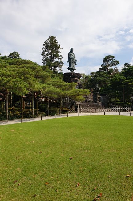 Statue von Prinz Yamato Takeru - zu Ehren von Ishikawa Kriegern, die in einer Rebellion gestorben sind 