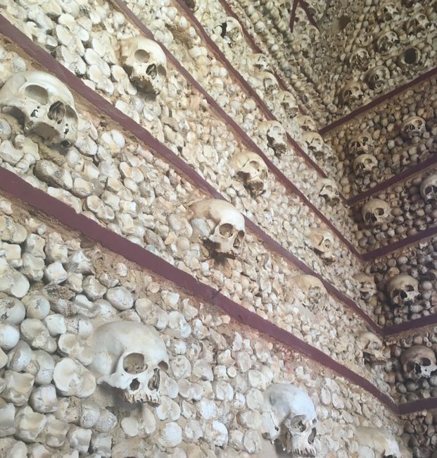 Capela dos Ossos (Bone Chapel), Faro