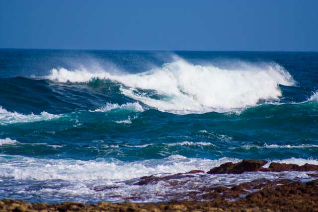 Waves at Puerto de la Cruz, Fuerteventura