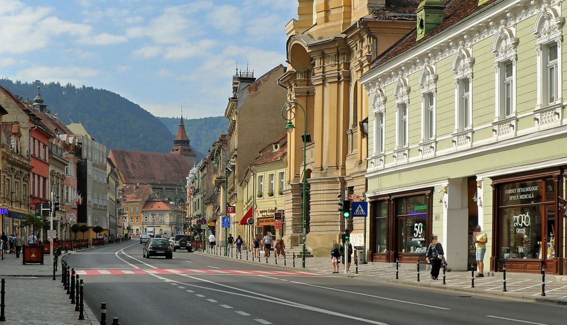 The Schnurgässchen in Brașov.