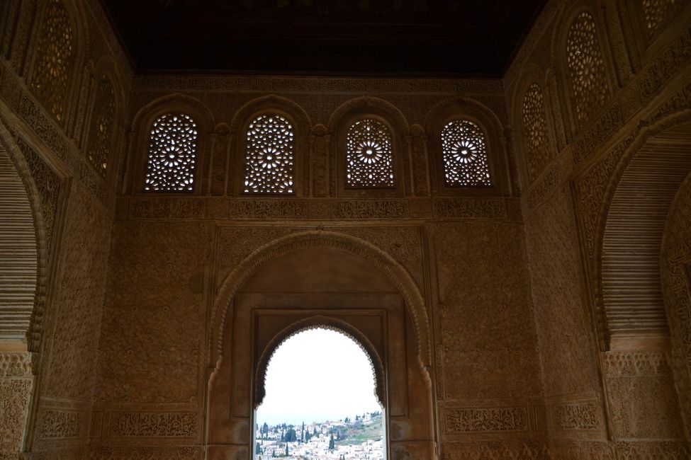 #59 Granada - a fascinating city with enchanting Arabic palaces and people living in caves