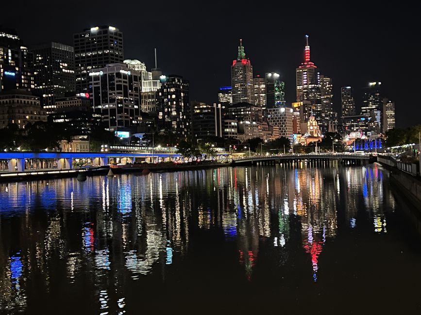 Australia - Victoria - Melbourne - Evening on the Yarra River