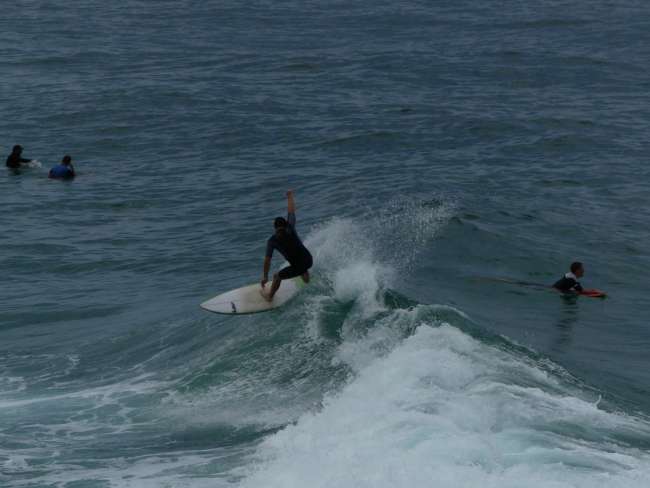 Surfer am Ende einer Welle