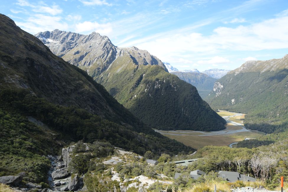 Queenstown - Routeburn Track - In the Routeburn Valley