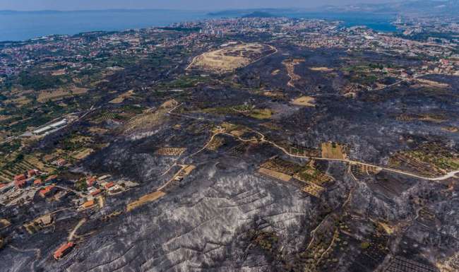 nach dem Brand (Pressefoto)