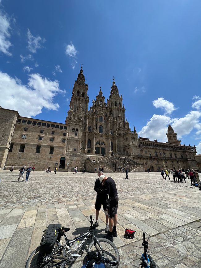Back in Spain in Santiago de Compostela ⛪️