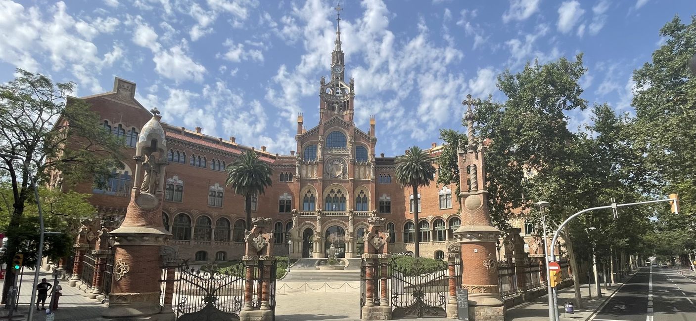 Casa Milà, Gaudi