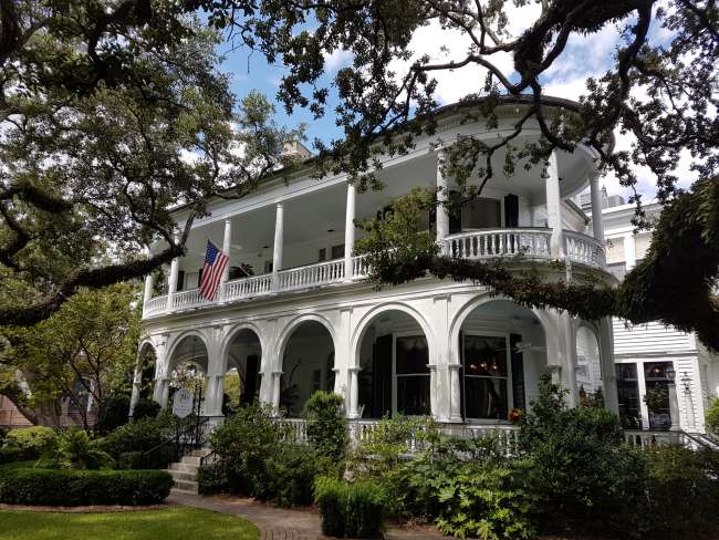 Southern style houses.....I can't get enough
