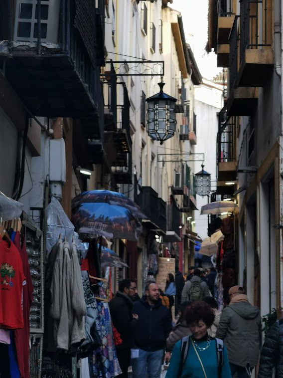 En el barrio de Albaicín - muy oriental