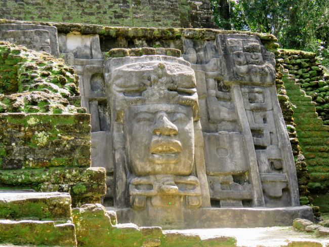 Les ruïnes maies de Lamanai
