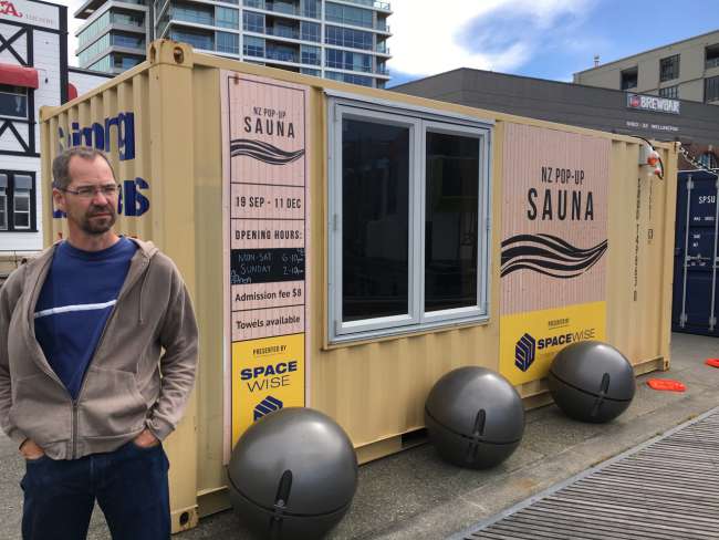 Sauna in a container in the middle of the harbor - funny
