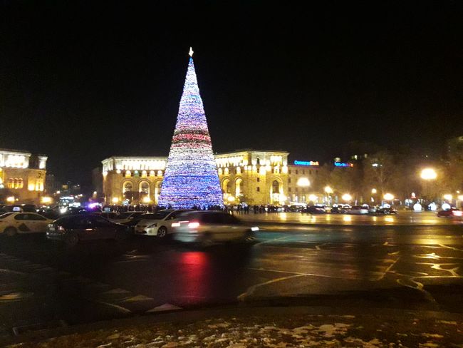 Neujahrsbaum auf dem Platz der Republik