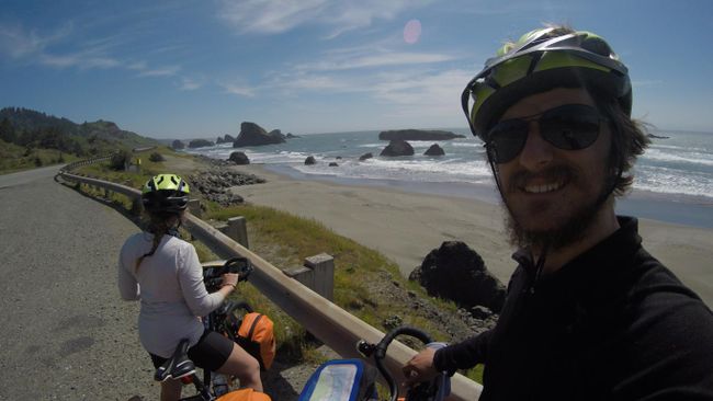 Coos Bay - Crescent City: Crossing the border into California