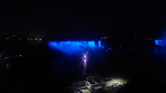 Beleuchtete Niagarafälle