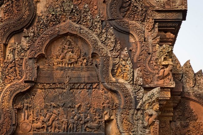 Im Banteay Srei fasziniert vorallem der Detailreichtum.
