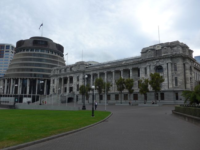 Parliament House und Beehive
