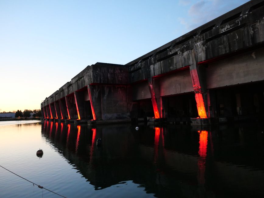 2022-May-Les Bassins des Lumières and U-Boot Bunker