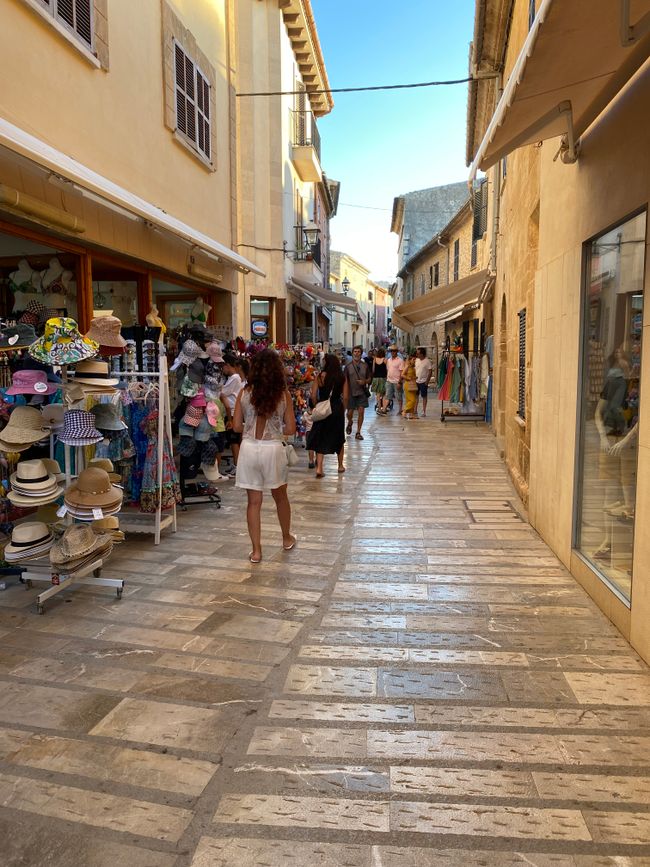 Alcúdia - a lively historic town