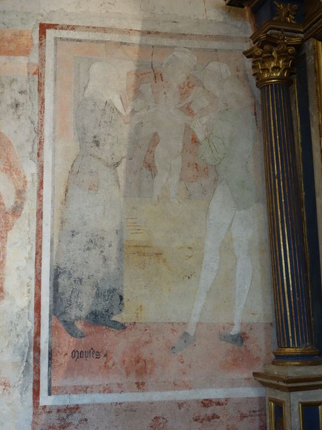 Escapism into the world of frescoes